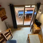 T2 Mezzanine Saint-cyprien: Proche Plage, Parking Securise, Equipe, Animaux Acceptes - Fr-1-793-6 アパート サン・シプリアン